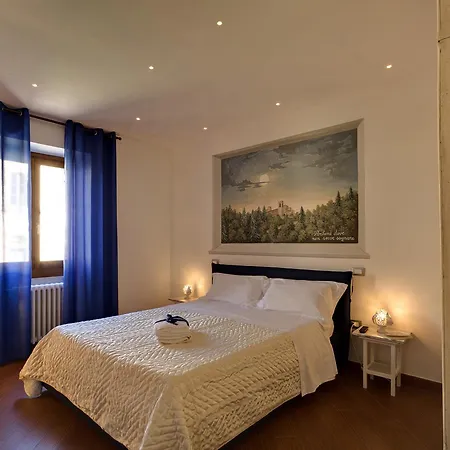 Feriehus Casa Vacanze Divina *